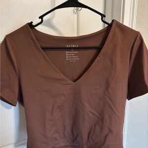 ReoRia Women's Short Sleeve V-Neck Top - Brown